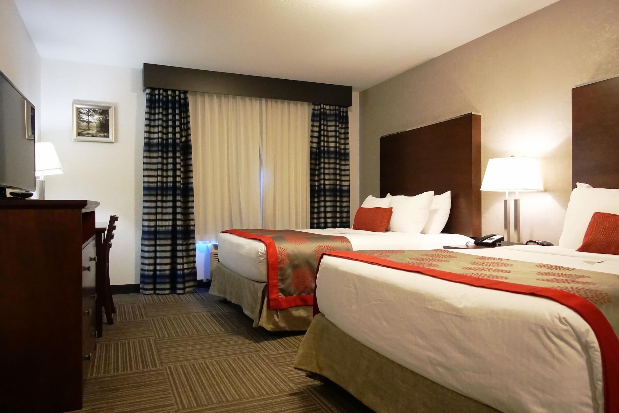 Hotel Ramada By Wyndham 3*