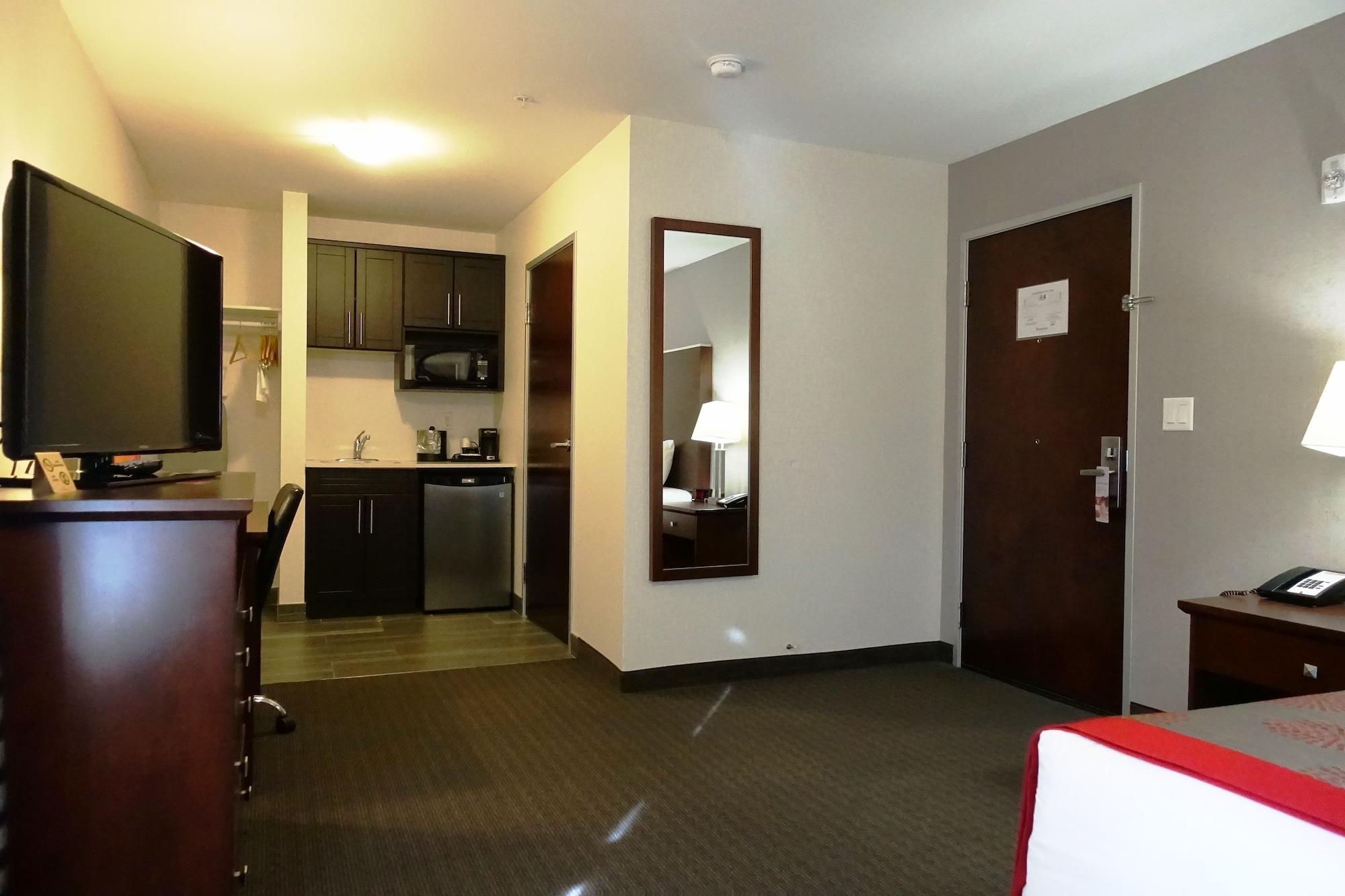 Ramada By Wyndham Hotel
