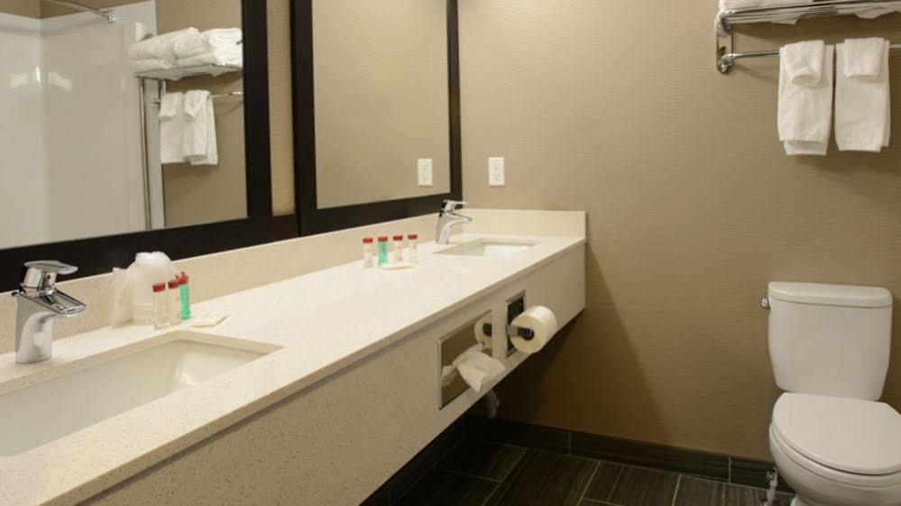 Hotel Ramada By Wyndham 3*